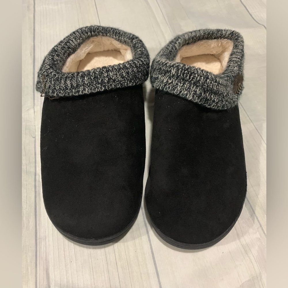 Homitem slippers